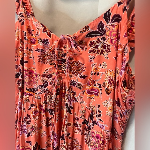 Floral Sleeveless Dress - Picture 4 of 6